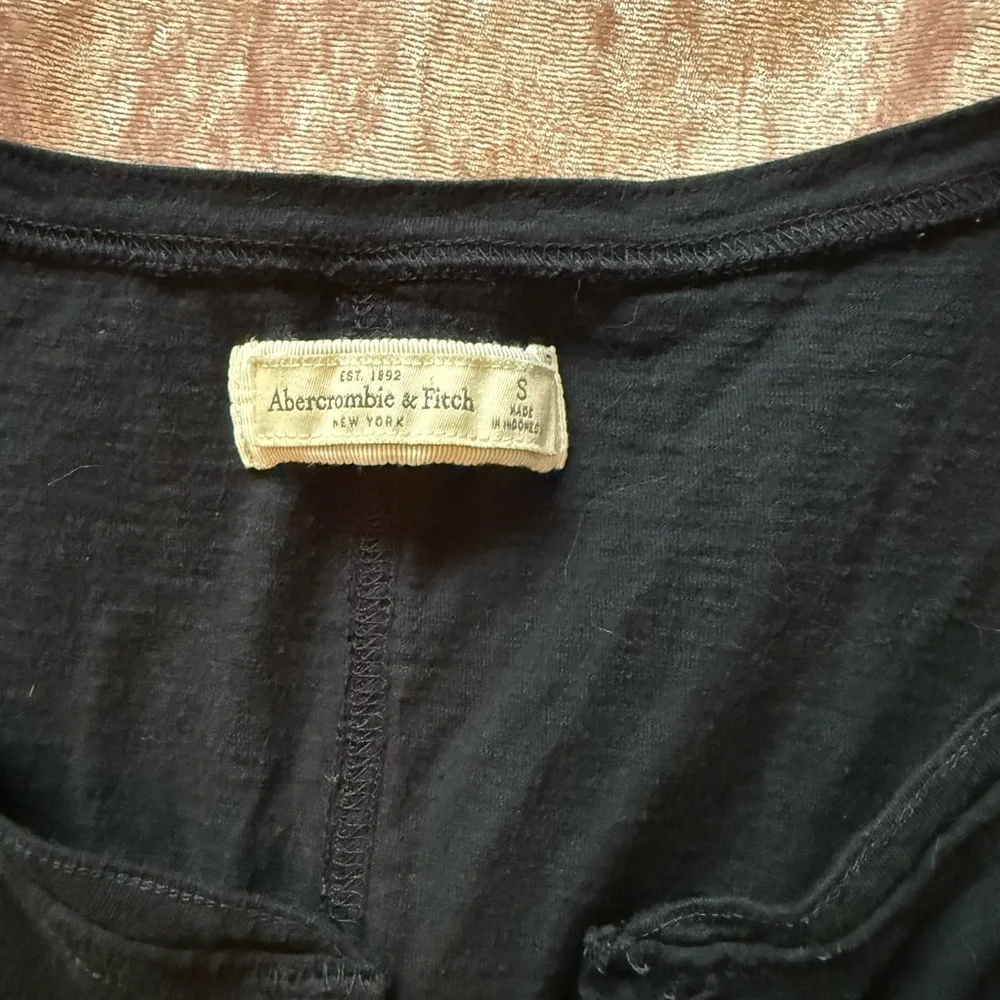 Abercrombie & Fitch Dark Blue Long Sleeve Tee - Picture 3 of 5